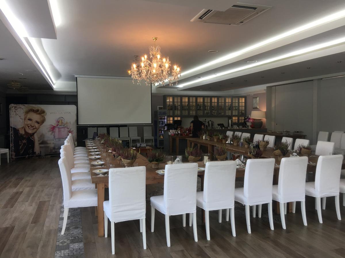 Hotel Europejski Ныса Экстерьер фото