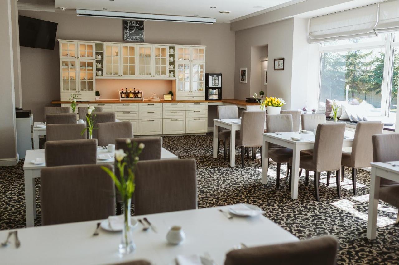 Hotel Europejski Ныса Экстерьер фото